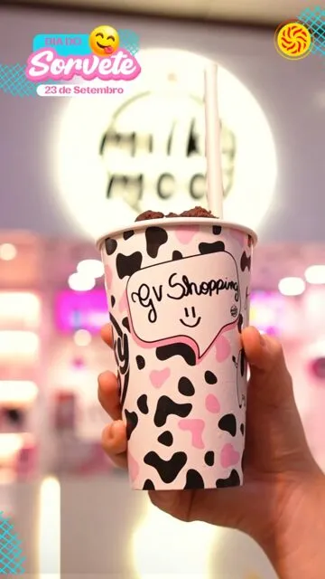 Hoje é dia de celebrar uma das melhores invenções da vida: sorvete! 🍦Seja depois das compras, do cinema ou daquele passeio pelo shopping, sempre tem espaço para uma pausa bem gelada.Passe no GV Shopping e aproveite esse momento delicioso! GV Shopping - Viva tudo aqui!#GVShopping #PartiuGVShopping #DiaDoSorvete #Sorvete #PraçaDeAlimentação #Compras #Cinema