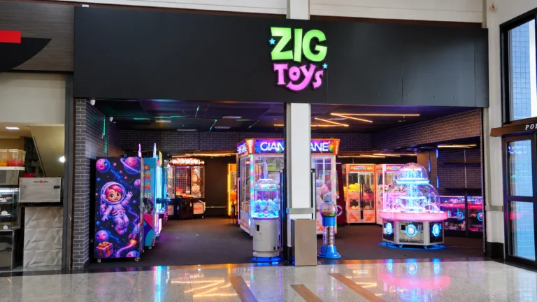 FACHADA ZIG TOYS (1)